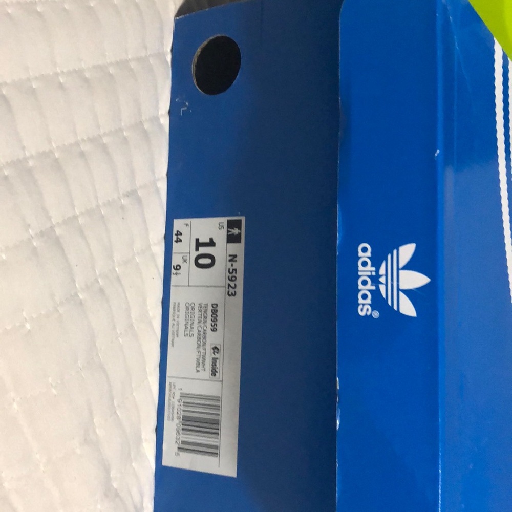 Brand New size 10 Adidas N-5923